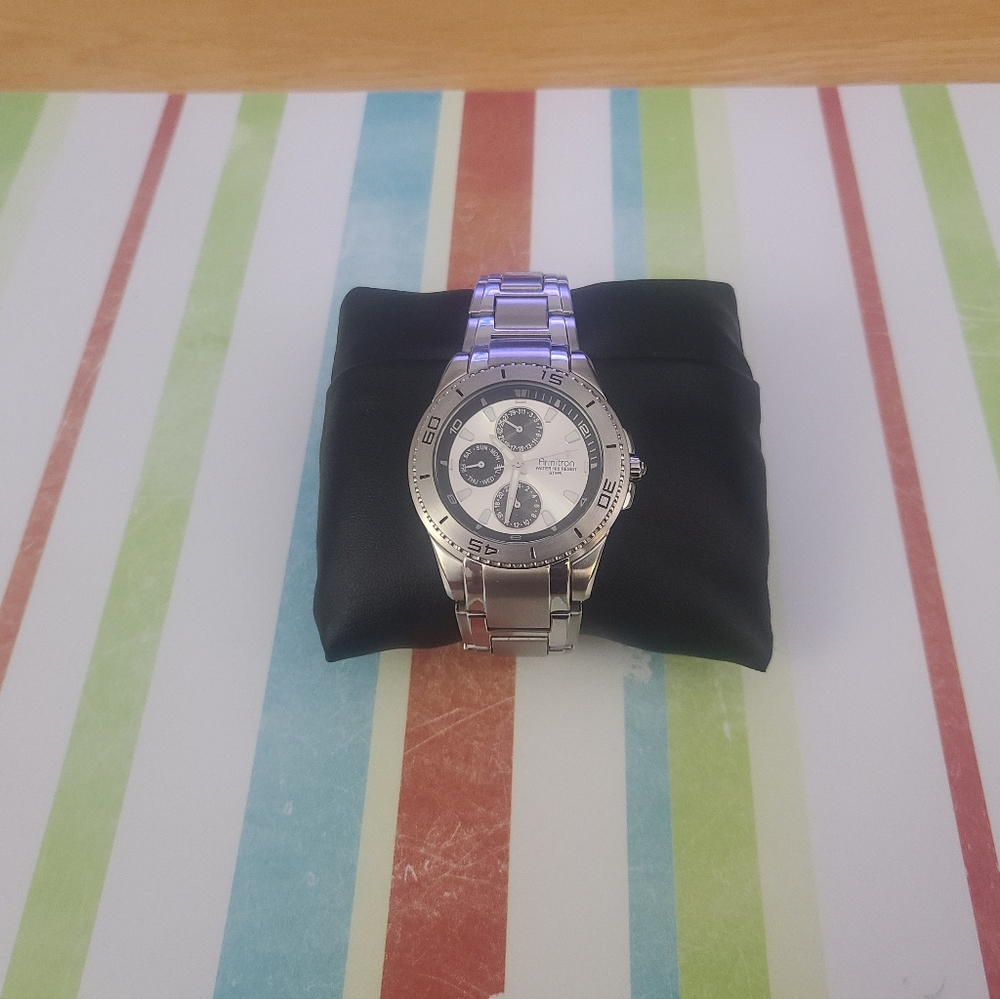 Armitron watch - Picture 3 of 4